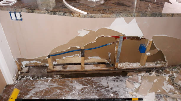 Best Sewage cleanup and water damage restoration  in Palo Alto, CA